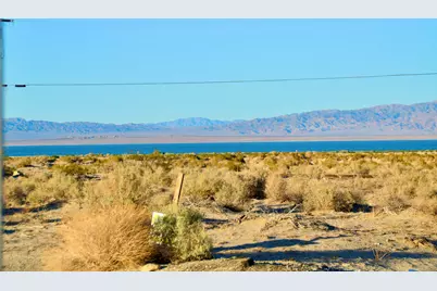 2896 Crystal Lake Avenue, Thermal, CA 92274 - Photo 5