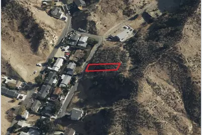 29718 Central Ave Avenue, Castaic, CA 91384 - Photo 3