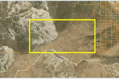 7003 Loma Verde Mountainway, Castaic, CA 91384 - Photo 13