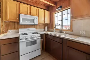 927 W Fairway Blvd, Big Bear City, CA 92314 - Photo 9