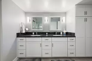 10 Palma Dr, Rancho Mirage, CA 92270 - Photo 25