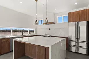 1925 Border Ave, Joshua Tree, CA 92252 - Photo 11