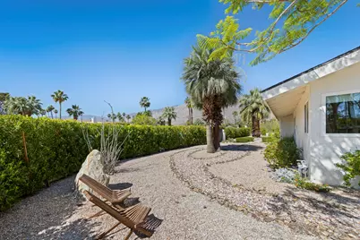 1190 E Buena Vista Drive, Palm Springs, CA 92262 - Photo 11