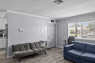 2505 Pennsylvania Ave, Riverside, CA 92507 - Photo 5