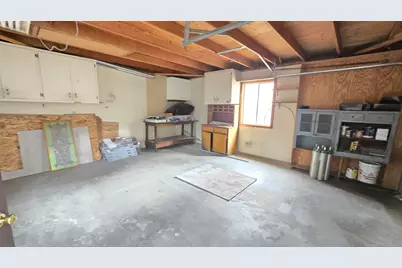 317 Spruce Lane, Sugarloaf, CA 92386 - Photo 43