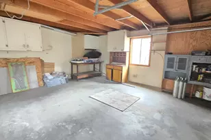 317 Spruce Ln, Sugarloaf, CA 92386 - Photo 43