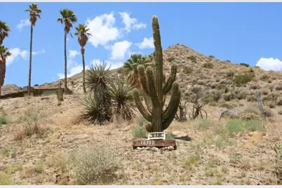 10300 Pine Avenue, Morongo Valley, CA 92256 - Photo 15