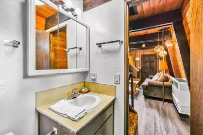 39656 Forest Road, Big Bear Lake, CA 92315 - Photo 15