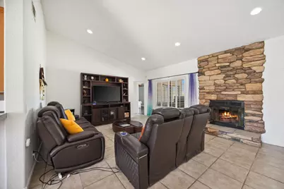 9735 Hoylake Road, Desert Hot Springs, CA 92240 - Photo 19