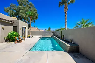 54385 Avenida Madero, La Quinta, CA 92253 - Photo 13