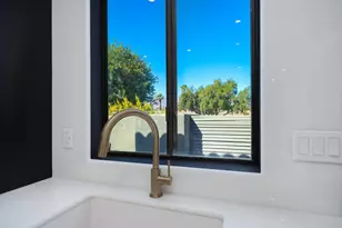 552 Desert W Dr, Rancho Mirage, CA 92270 - Photo 17