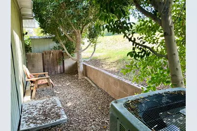 154 Estrada Way, Cathedral City, CA 92234 - Photo 25