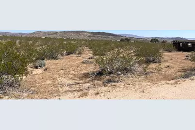 216 Jesse Road, Landers, CA 92285 - Photo 17