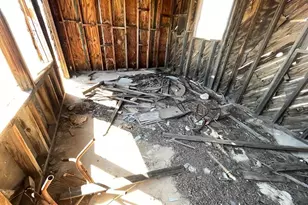216 Jesse Rd, Landers, CA 92285 - Photo 9