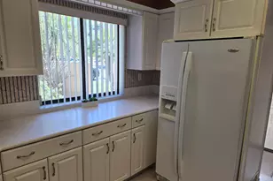 28710 Desert Princess Dr, Cathedral City, CA 92234 - Photo 9