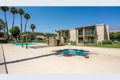 44 Lakeview Circle, Cathedral City, CA 92234 - Photo 33