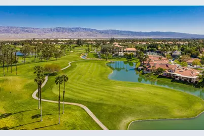 265 Desert Falls Drive E, Palm Desert, CA 92211 - Photo 31