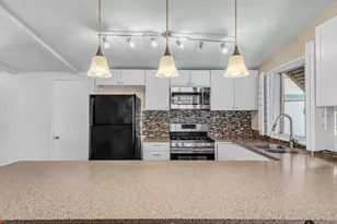 1139 Via Feliz, Cathedral City, CA 92234 - Photo 11