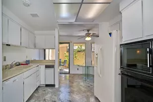 414 W Village Square, Palm Springs, CA 92262 - Photo 11