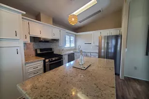 74647 Azurite Cir E, Palm Desert, CA 92260 - Photo 19