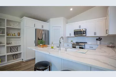 42706 Liolios Drive, Palm Desert, CA 92211 - Photo 13