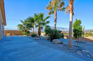 12925 Maui Way, Desert Hot Springs, CA 92240 - Photo 7