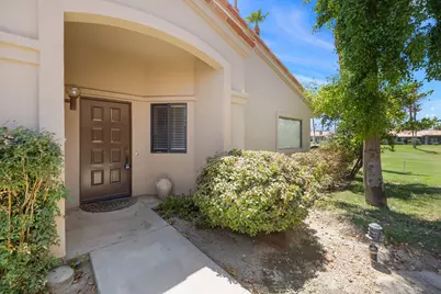 38915 Wisteria Drive, Palm Desert, CA 92211 - Photo 5