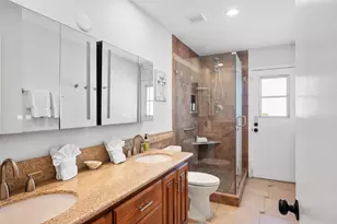 2450 Tamarisk Rd, Palm Springs, CA 92262 - Photo 31