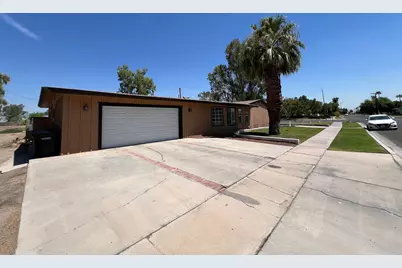 1090 W Aurora Drive, El Centro, CA 92243 - Photo 3