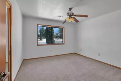 8668 Frontera Avenue, Yucca Valley, CA 92284 - Photo 13