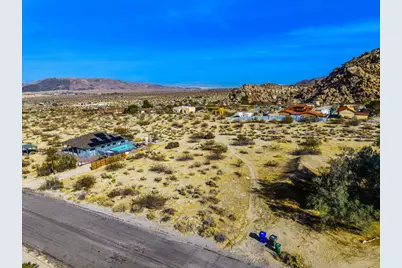 7215 Mt Lassen Avenue, Joshua Tree, CA 92252 - Photo 3