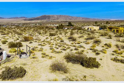 7215 Mt Lassen Avenue, Joshua Tree, CA 92252 - Photo 17