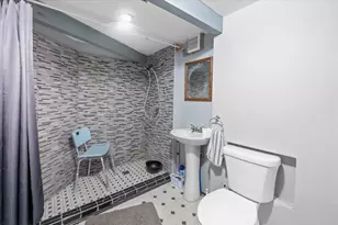 39148 Rim of the World Dr, Fawnskin, CA 92333 - Photo 21