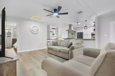 33 Diamond E Drive, Palm Desert, CA 92260 - Photo 11