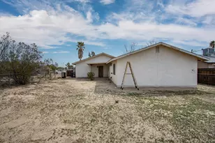 7120 Cholla Ave, Yucca Valley, CA 92284 - Photo 15