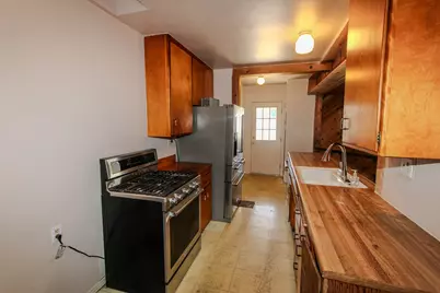 945 W J Street, Ontario, CA 91762 - Photo 9
