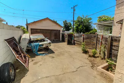 945 W J Street, Ontario, CA 91762 - Photo 41