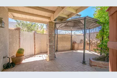 8582 Frontera Avenue, Yucca Valley, CA 92284 - Photo 33