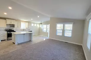 73296 Broadmoor Dr, Thousand Palms, CA 92276 - Photo 7