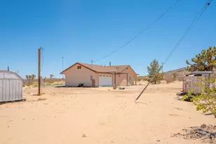 58522 Reche Rd, Landers, CA 92285 - Photo 11