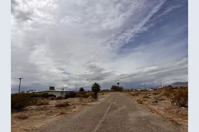 2459 Shore Gem Avenue, Thermal, CA 92274 - Photo 13