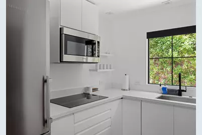 470 E. Avenida Olancha #2, Palm Springs, CA 92264 - Photo 9