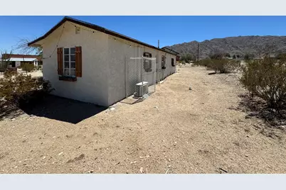 73392 Sullivan Road, 29 Palms, CA 92277 - Photo 9