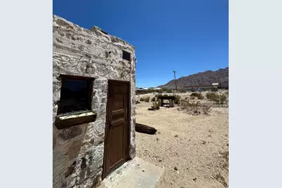 73392 Sullivan Road, 29 Palms, CA 92277 - Photo 15