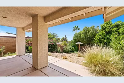 10683 Ambrosio Drive, Desert Hot Springs, CA 92240 - Photo 15