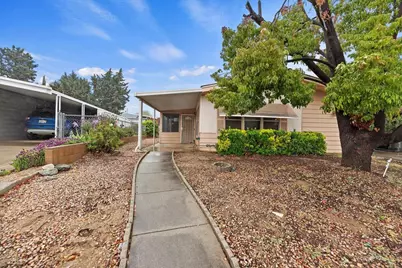 10280 Cimarron Trail, Cherry Valley, CA 92223 - Photo 9