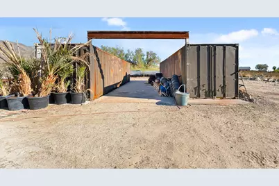 75760 Skyline Drive, Desert Hot Springs, CA 92241 - Photo 31