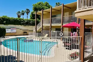 39905 Bird Ln, Rancho Mirage, CA 92270 - Photo 9