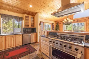 385 Sunrise Way, Big Bear Lake, CA 92315 - Photo 13