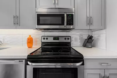 353 N Hermosa Drive #9C2, Palm Springs, CA 92262 - Photo 13